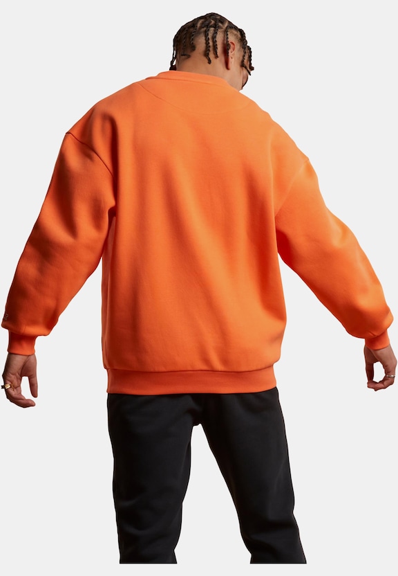 Small Logo Essential -1
