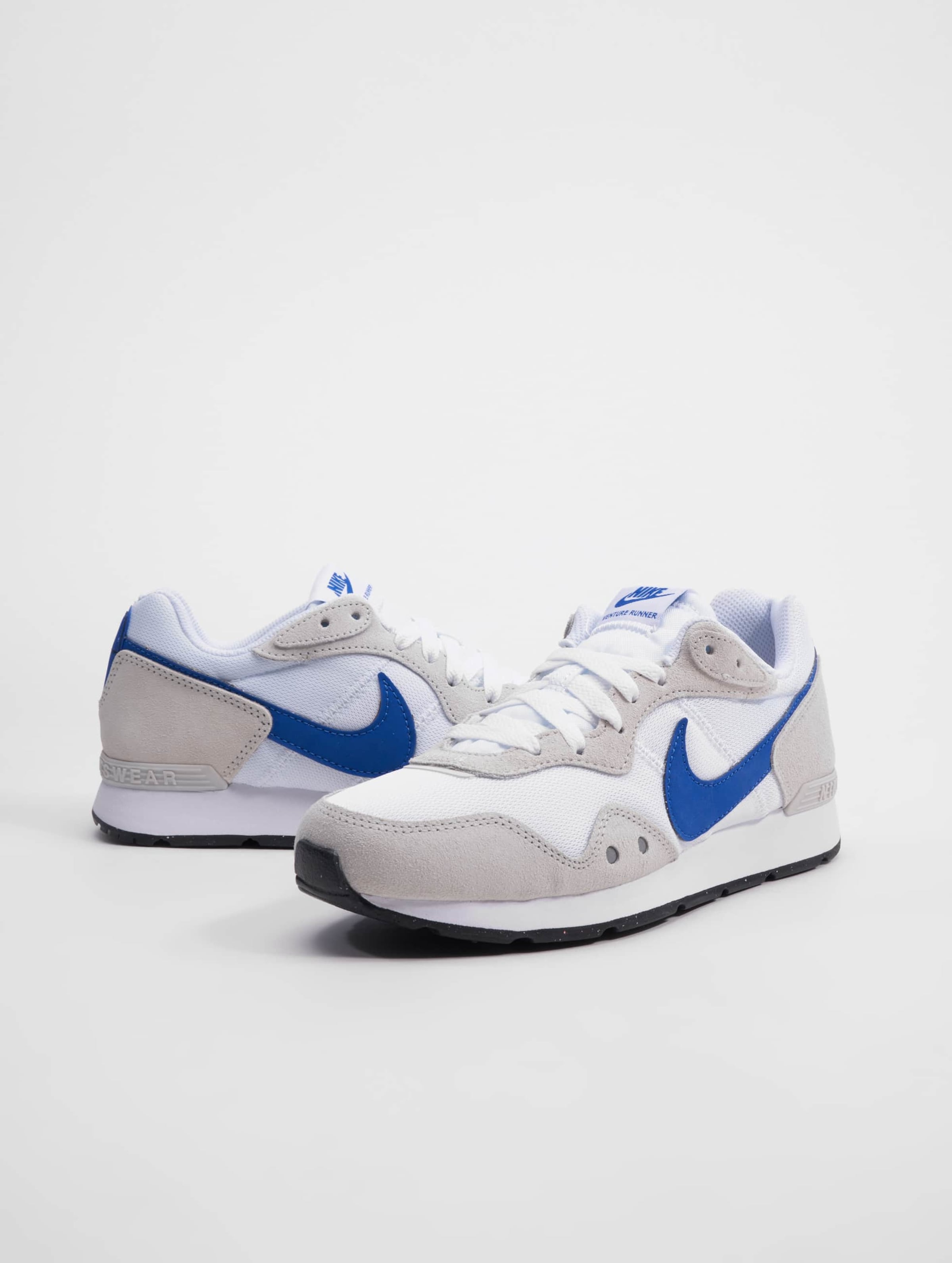 Nike runner online venture