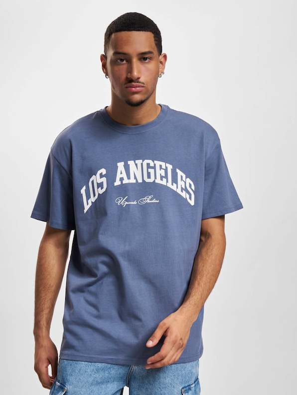 Mister Tee Upscale L.A. College Oversize T-Shirt-2