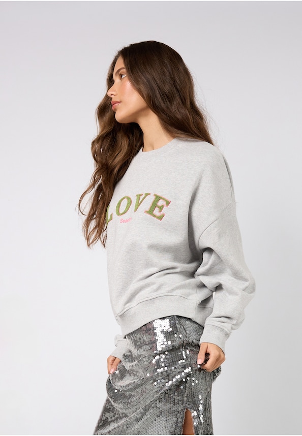 Regular Sweater Love-2