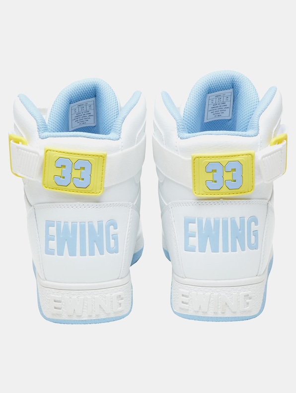 33 HI  Chicago Sky 2-1