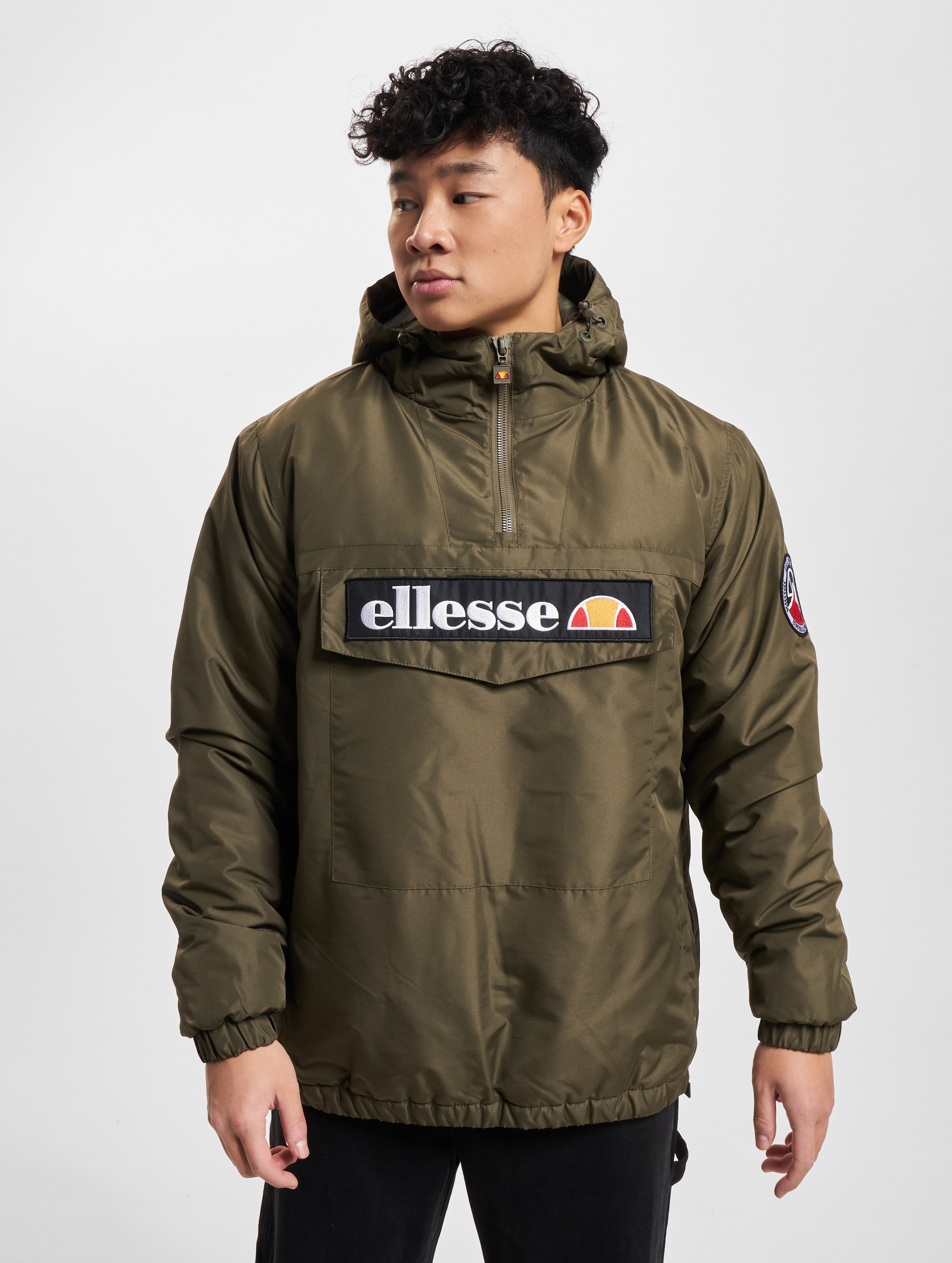 Anorak ellesse 2025