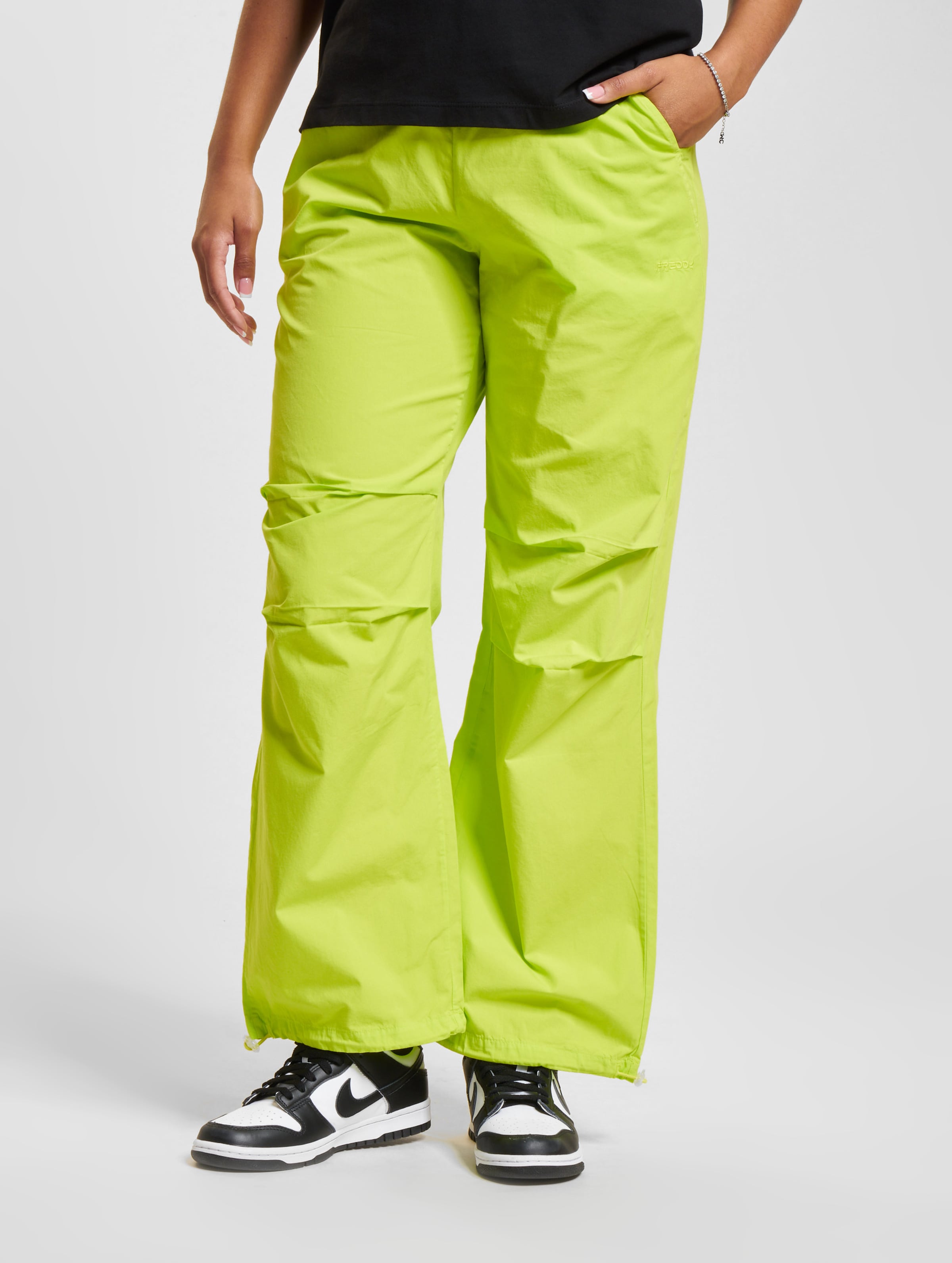 Freddy Pantalone Lungo Cargohose op kleur neongroen, Maat S