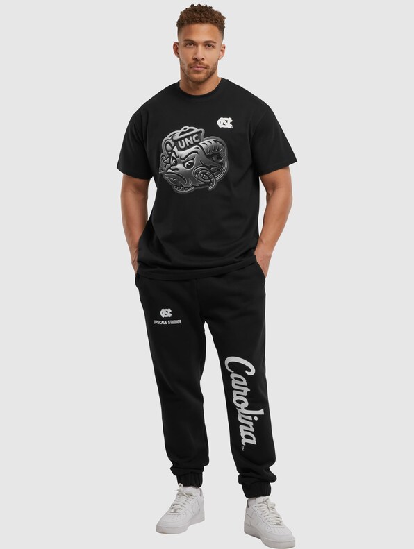 Mister Tee Upscale North Carolina Chrome Logo Oversize Tee-3