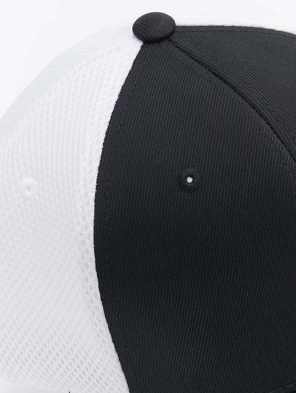 2-Tone Ultrafibre & Airmesh-3
