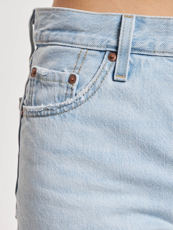 Levis 501 Rolled Shorts-3