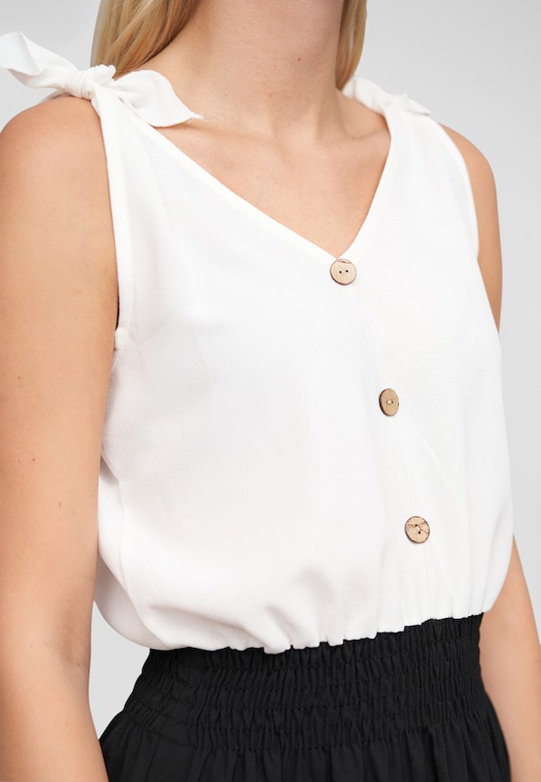 Dress with buttons and knot details-5