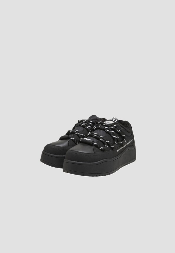 ARIYA LACE UP WARM LO-0