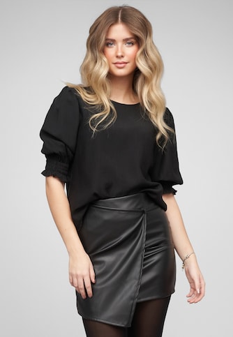 Blouse with 3/4 sleeves