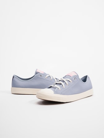 Dainty Denim Fashion
