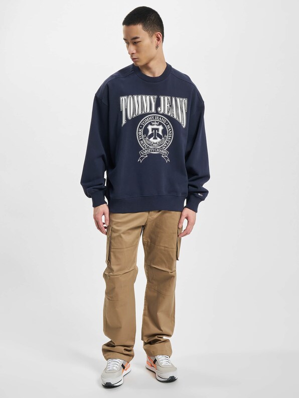 Comfort Varsity Crew -5