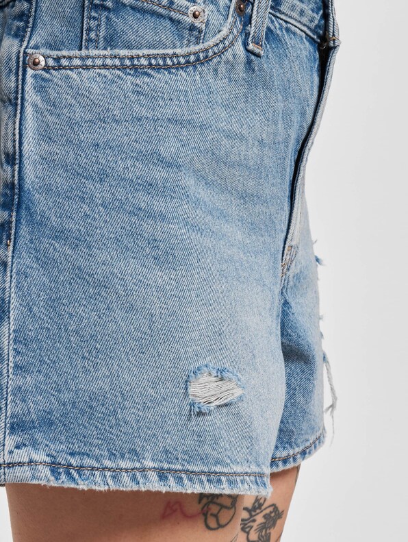 Levi's® 80s Mom Shorts Z7227 Light Indigo-5