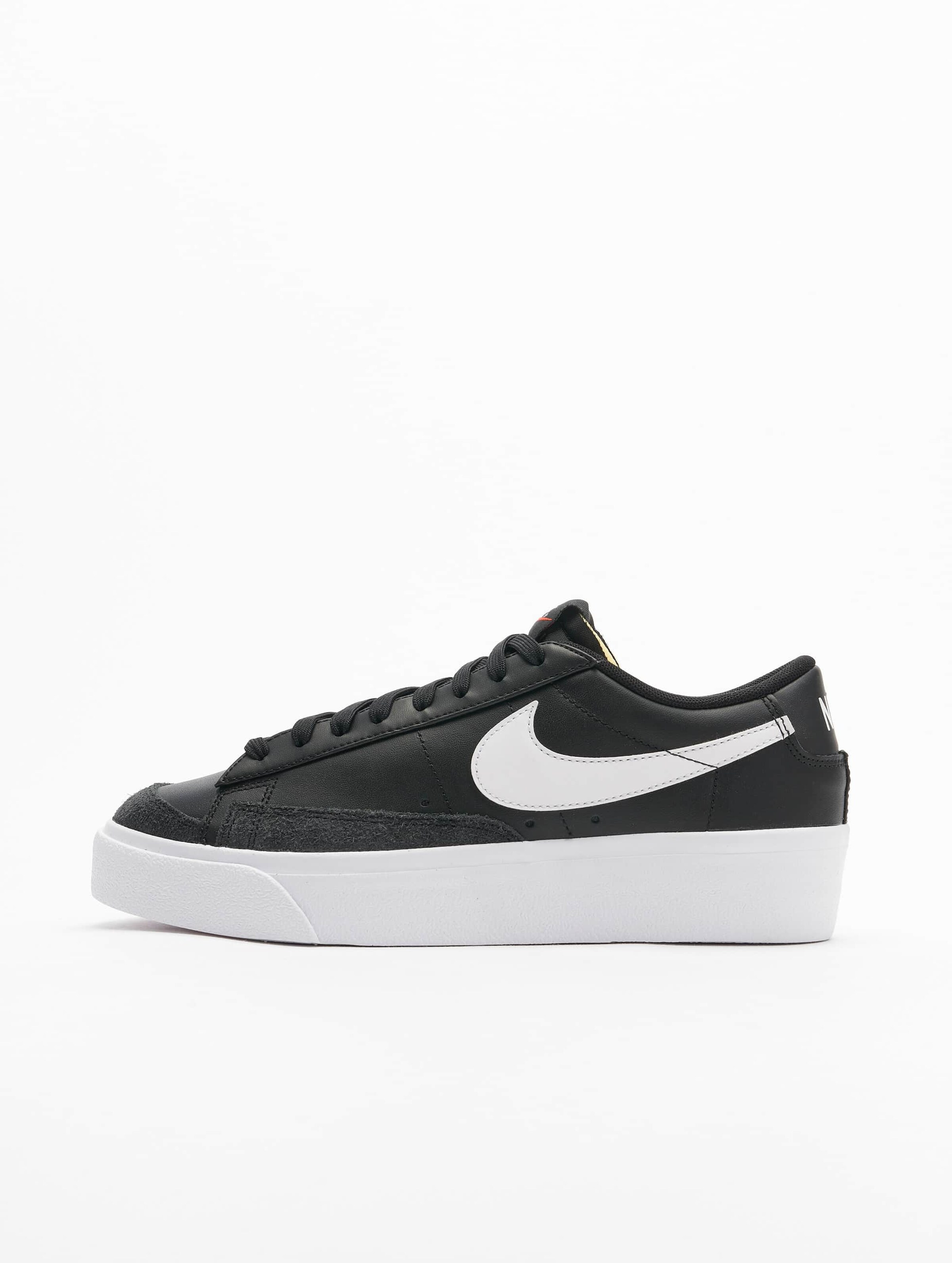 Blazer Low Platform