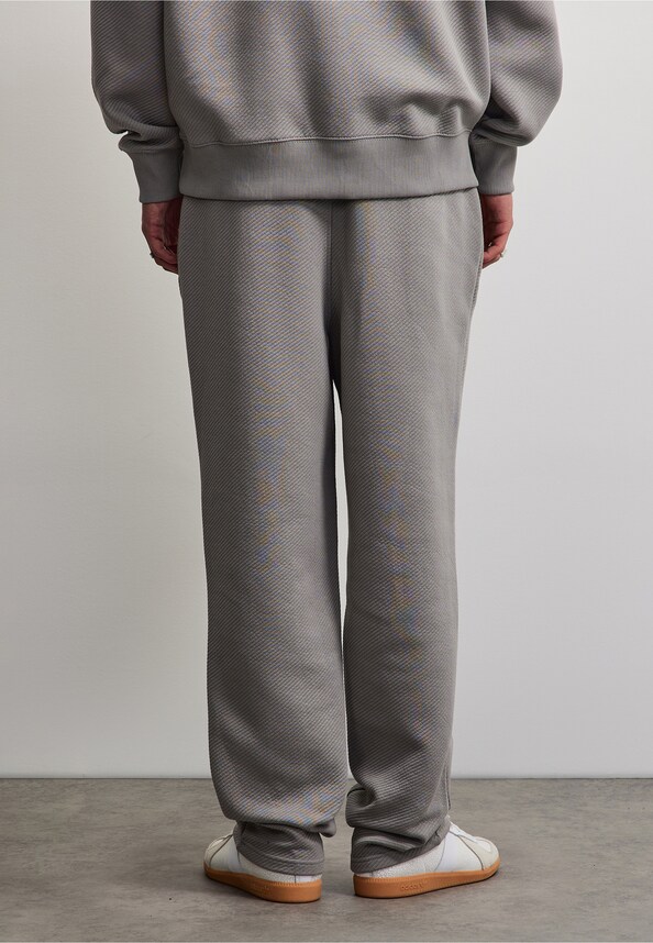 Jawed Wide Structured -1