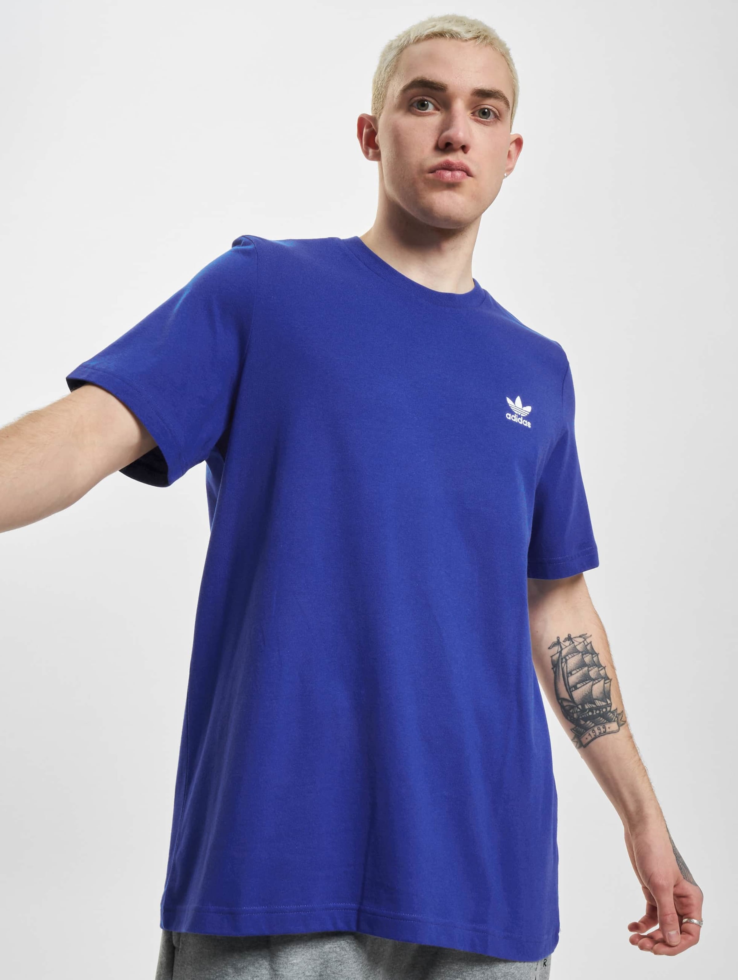 adidas Originals Adidas Essential T-Shirt Semi Lucid Mannen op kleur blauw, Maat M
