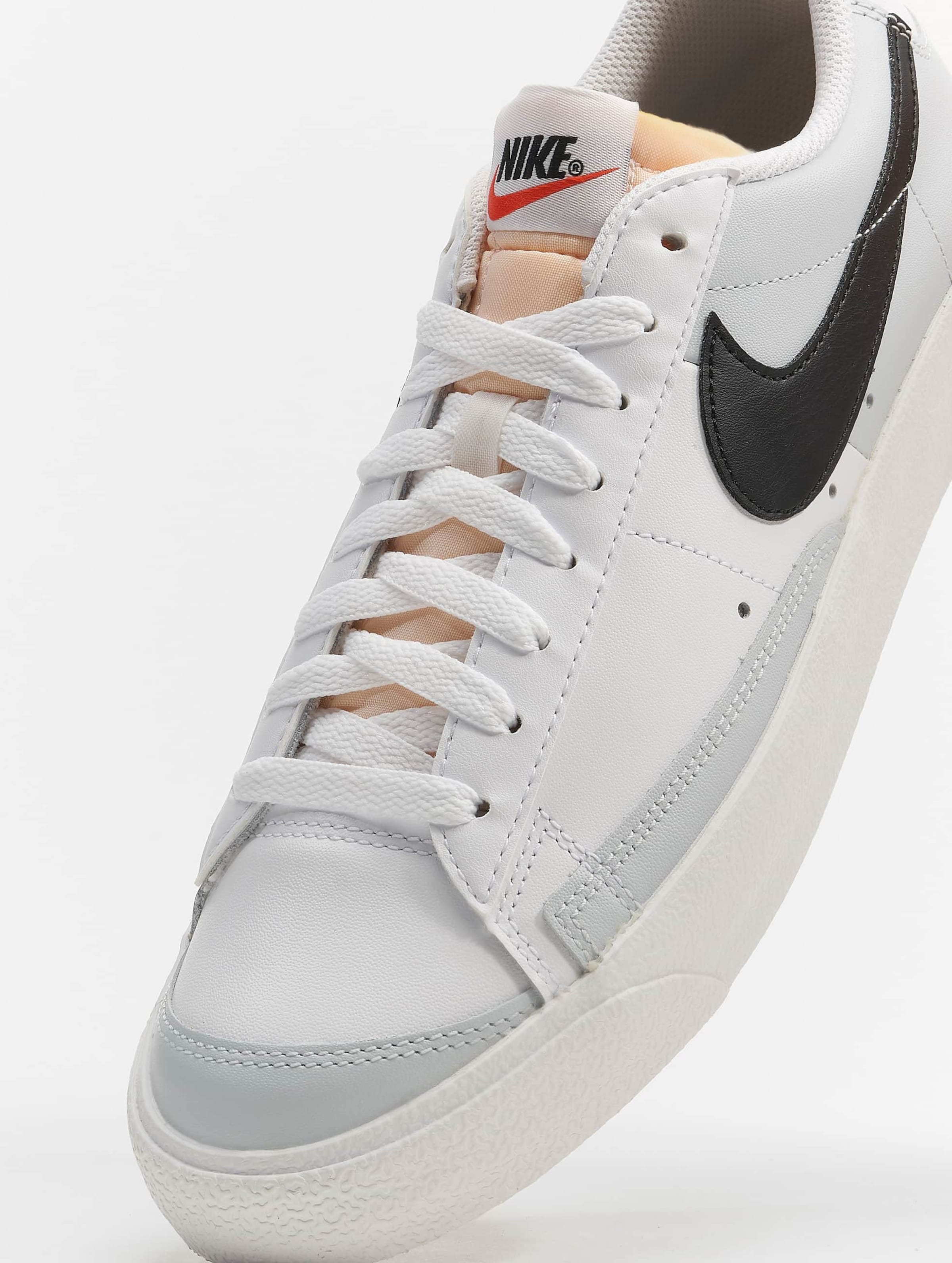 Nike vintage outlet blazer low