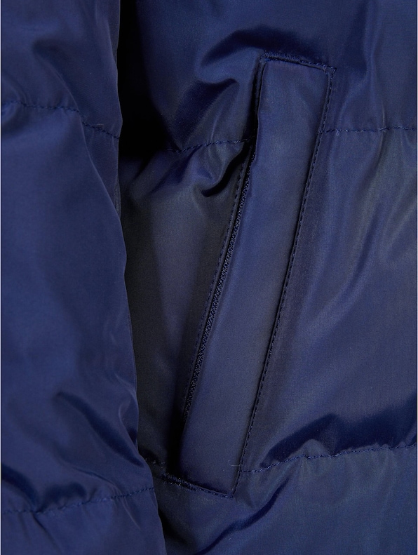 Hooded Puffer-6