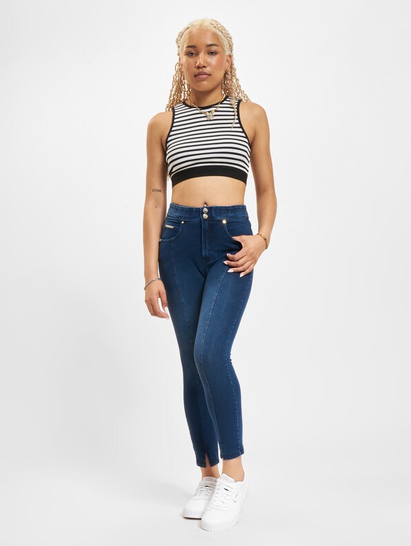 7/8 medium waist -7