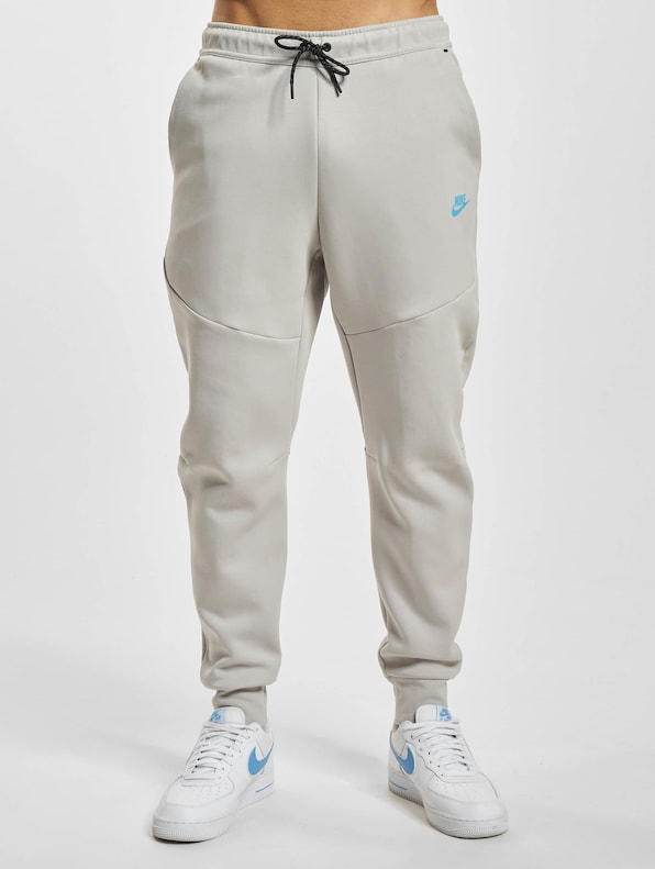 Sportswear Tech Fleece-2