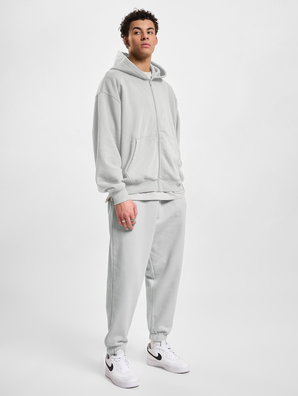 Oversized -4