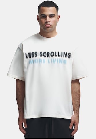 2Y Less Scrolling Oversize Tee