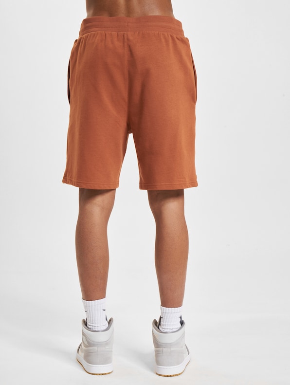 League Essential New York Yankees-1