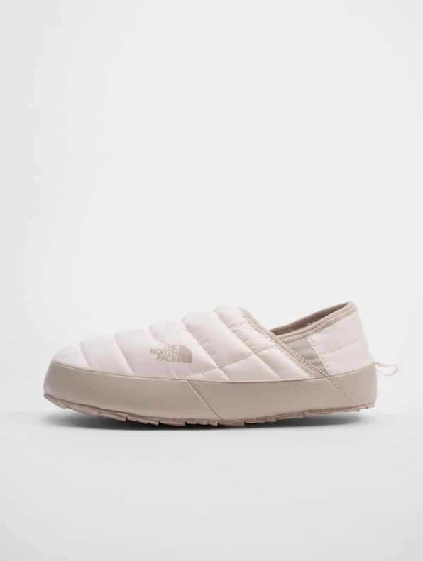 The North Face Thermoball Traction Mule V Slippers Gardenia-1