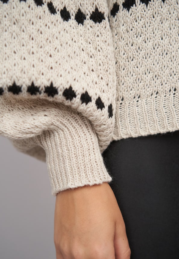 Knit Sweater with stripes-5