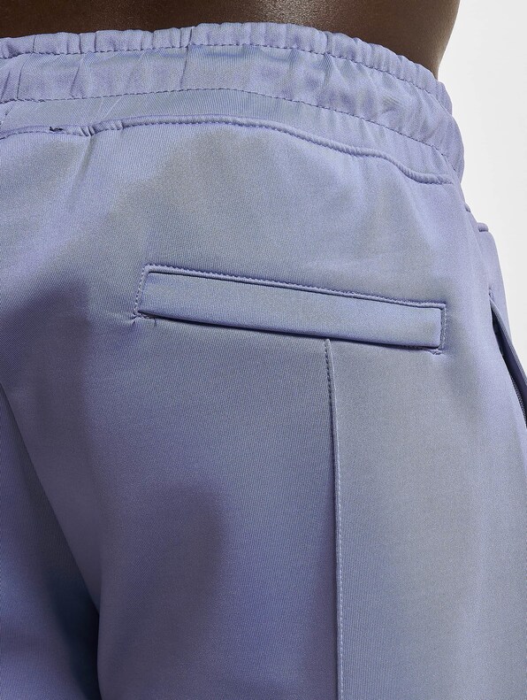 Tripp Logo Wide Track-3