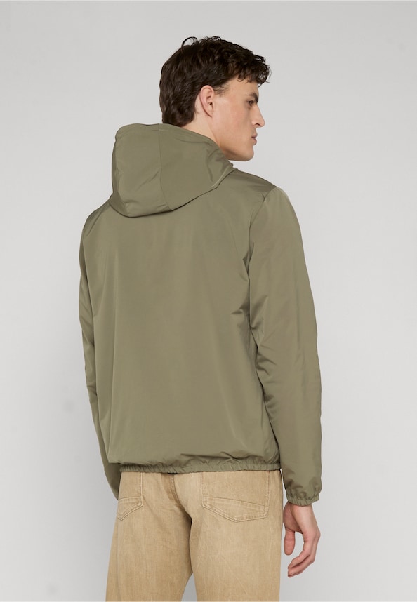 M8338A Jackets/Outerwear-1