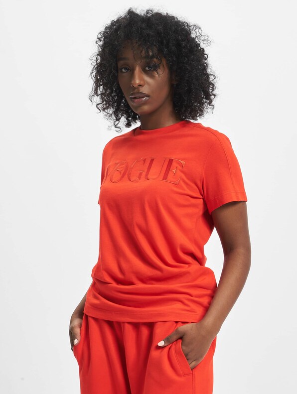 Puma X Vogue Regular T-Shirt-2