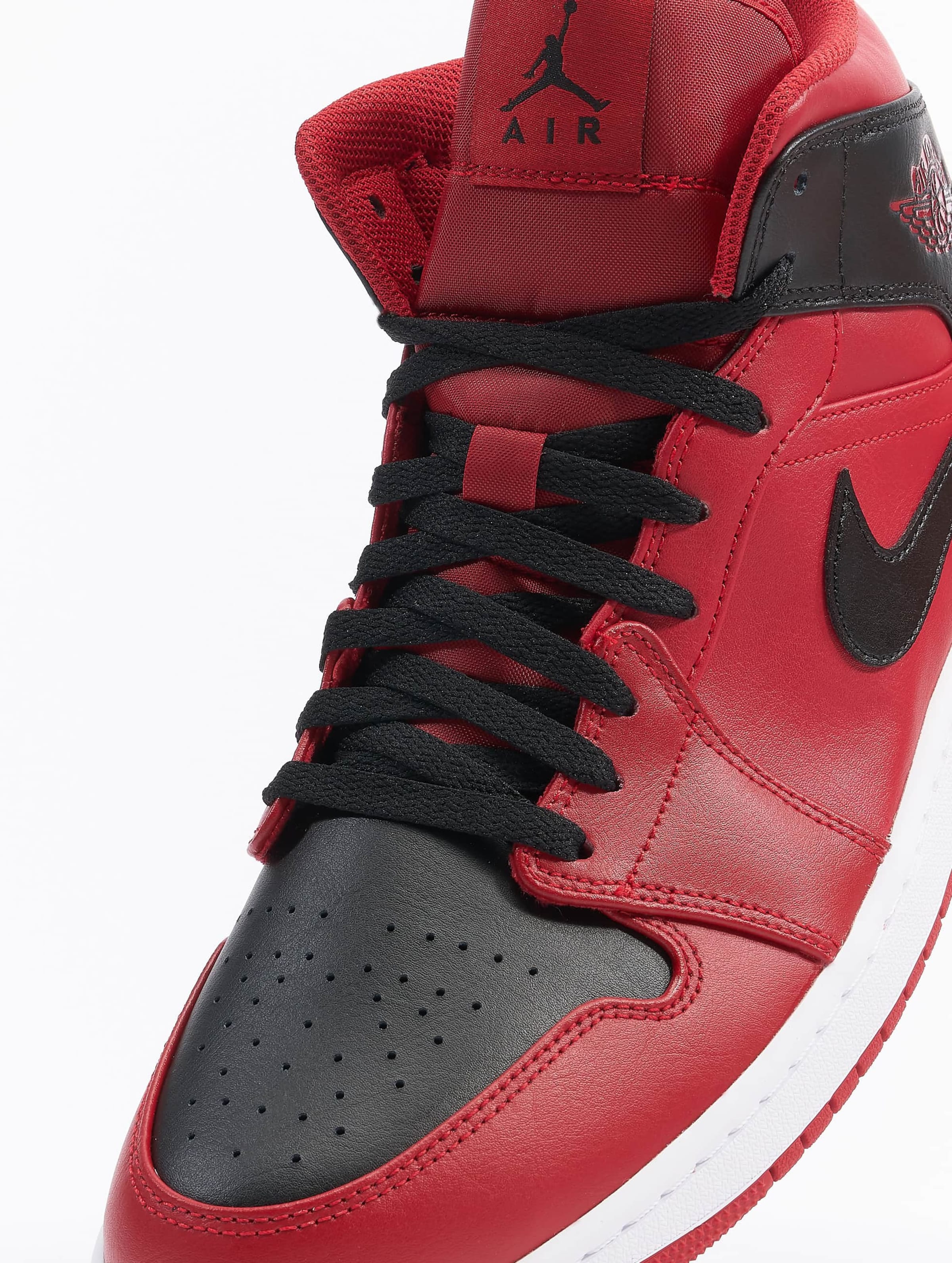 Jordan 1 mid reverse cheap bred