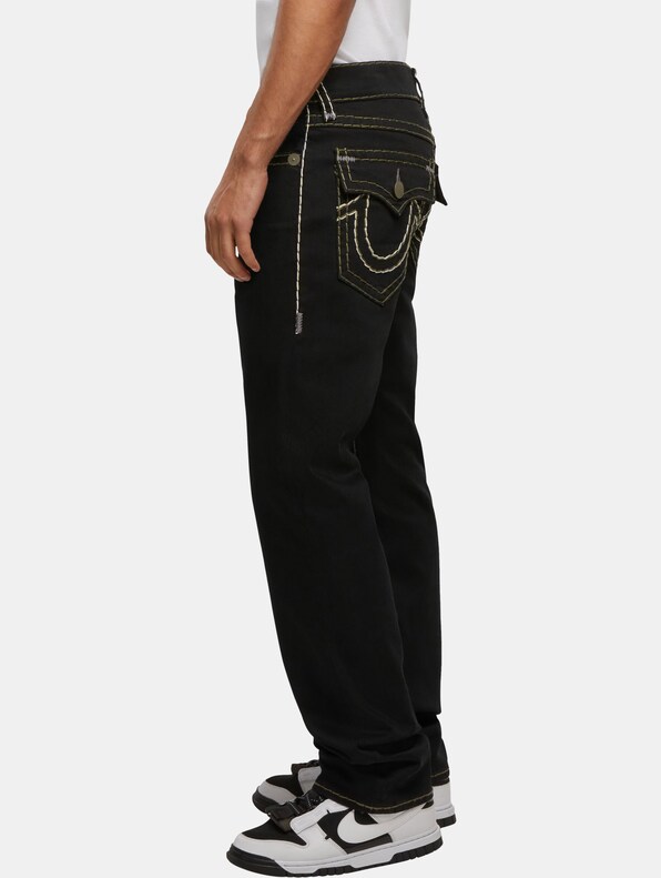 True Religion RICKY QUADRUPLE LOGO SUPER T FLAP-2