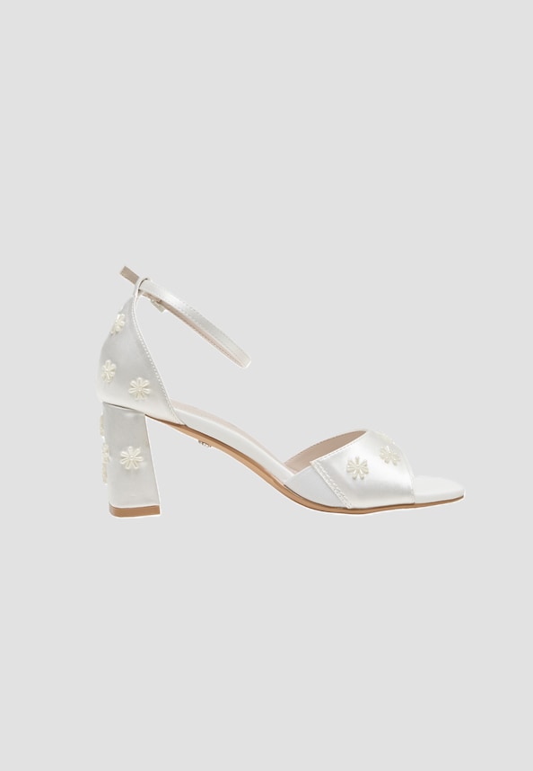 ASHLEY FLOWER PEARL-1