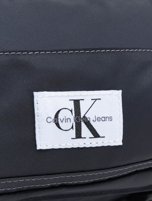 Calvin Klein Jeans Sport Essentials Camera Bag-9
