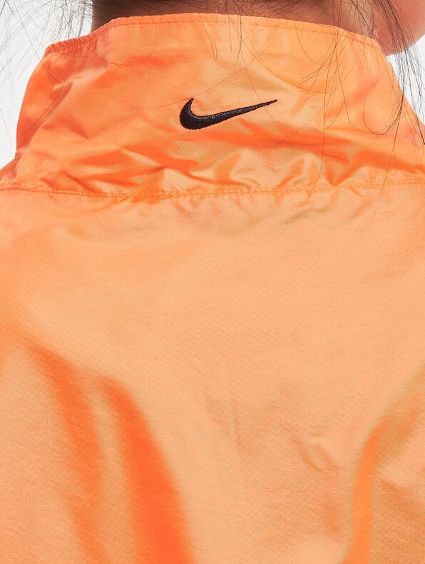 W NSW WVN PO JKT Wash-4