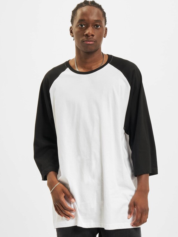Contrast 3/4 Sleeve Raglan Tee-2
