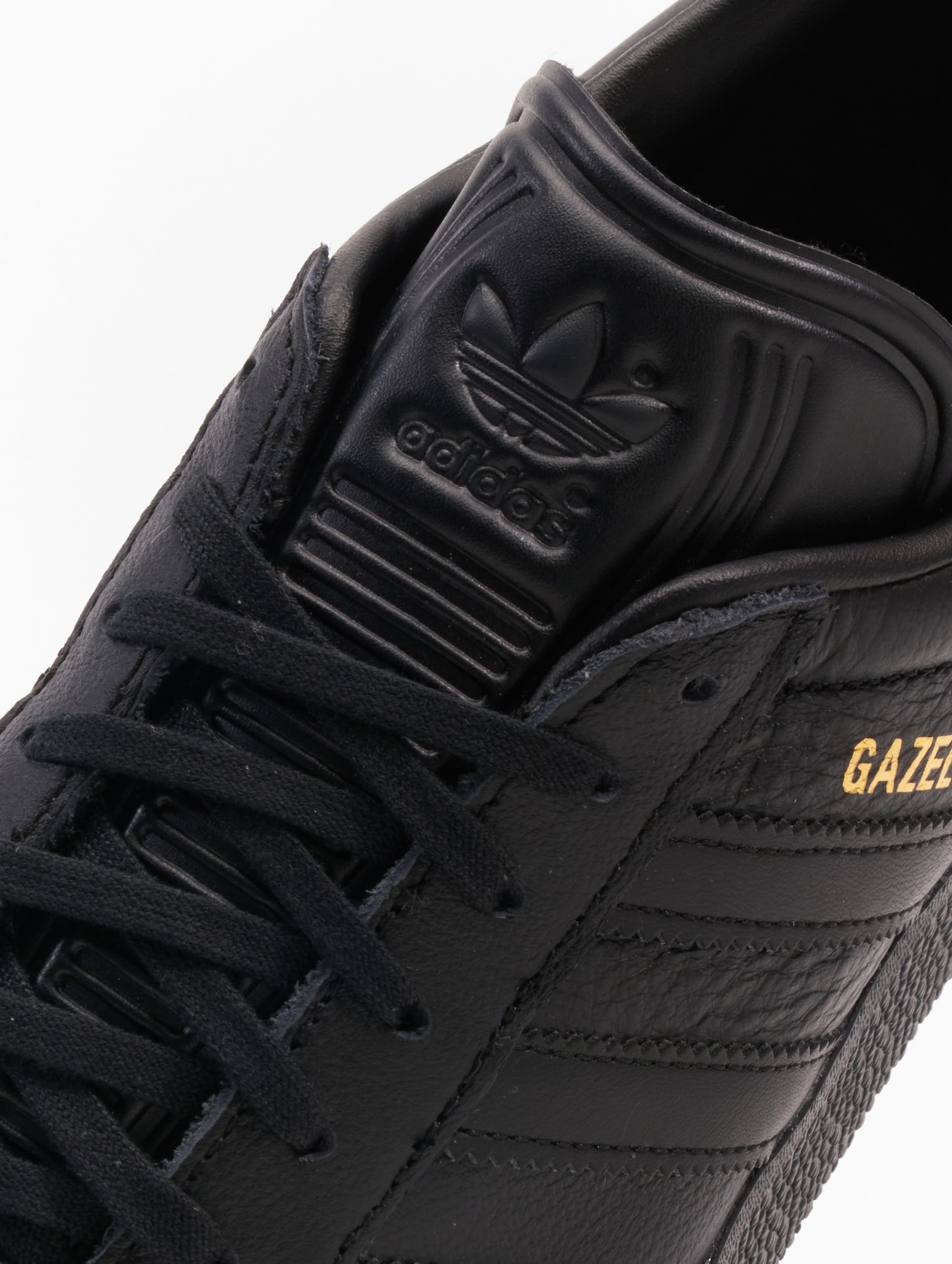 Adidas originals gazelle trainers in black bb5497 hotsell