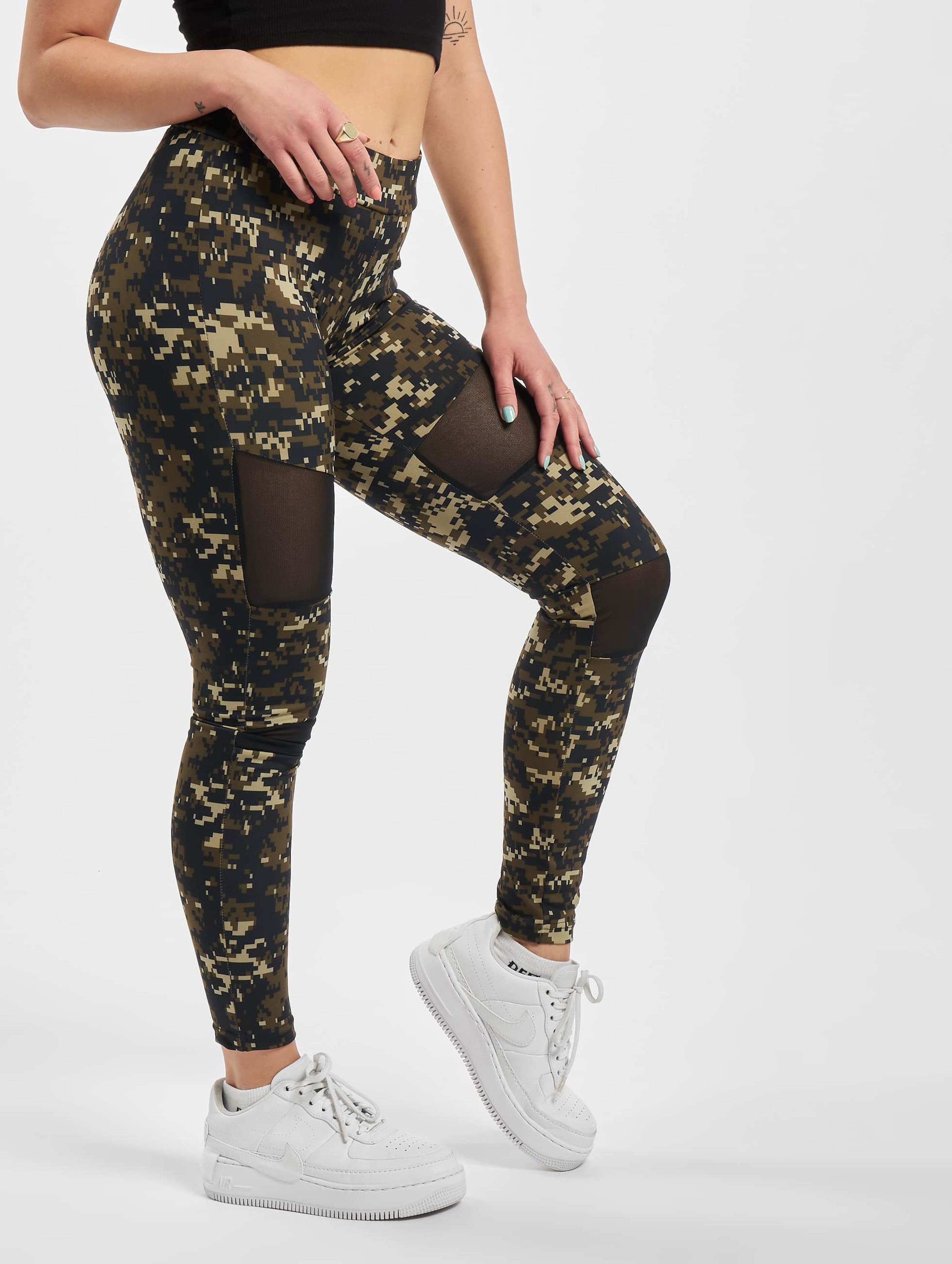 Ladies camouflage outlet leggings