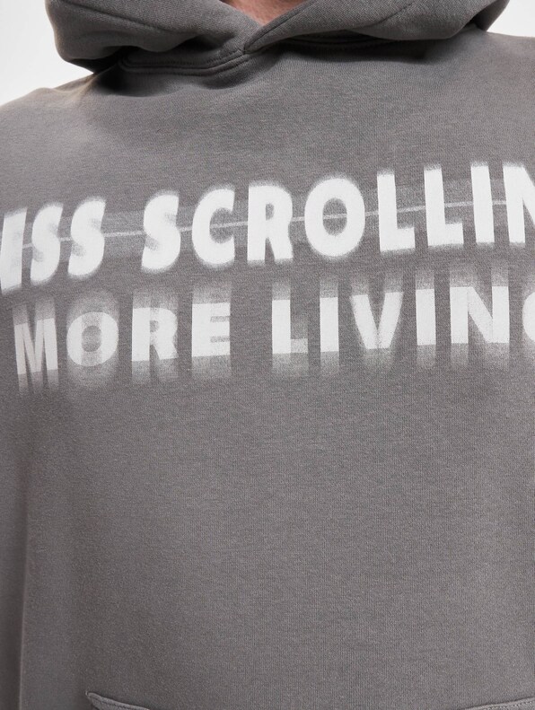 2Y Less Scrolling Oversize Hoodie-3