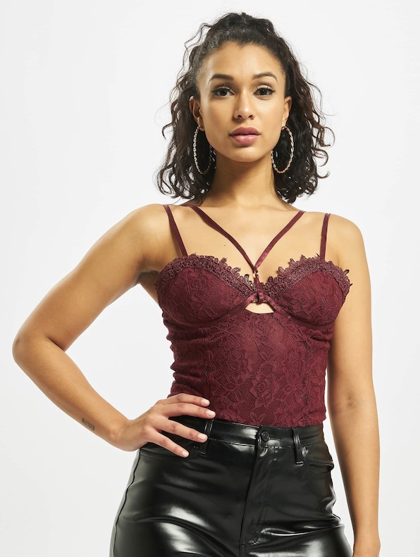 Lace Harness Cut Out-2