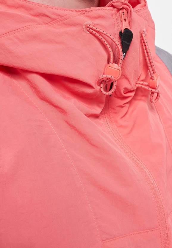 Adv Windbreaker-6