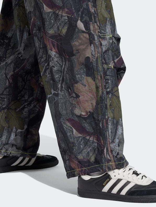 adidas Originals Camo Q1 Jogginghosen-2