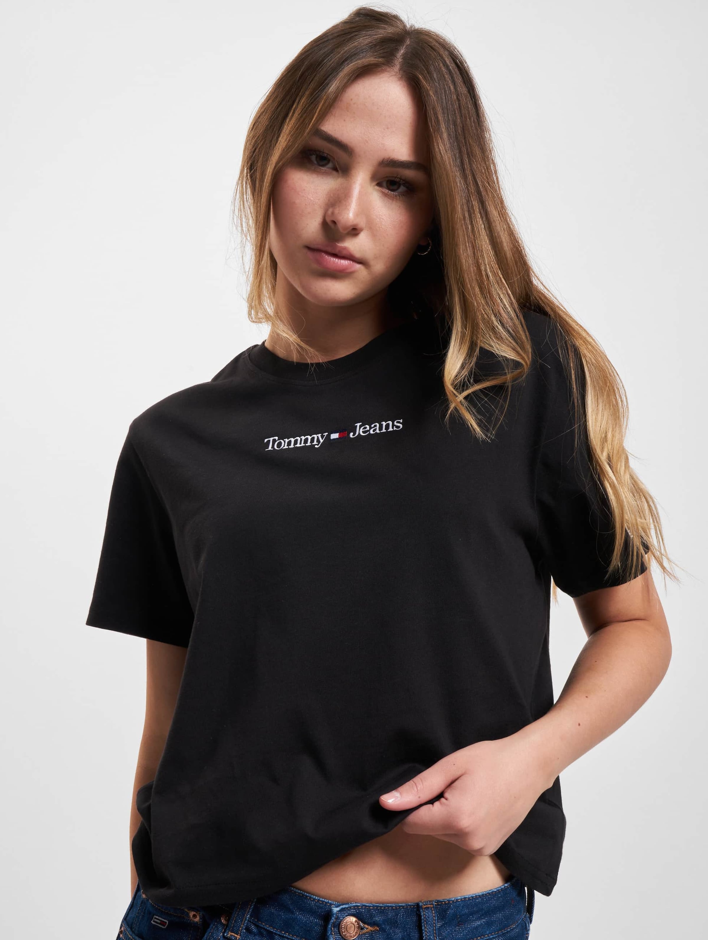 Tommy jeans 2024 tshirt womens