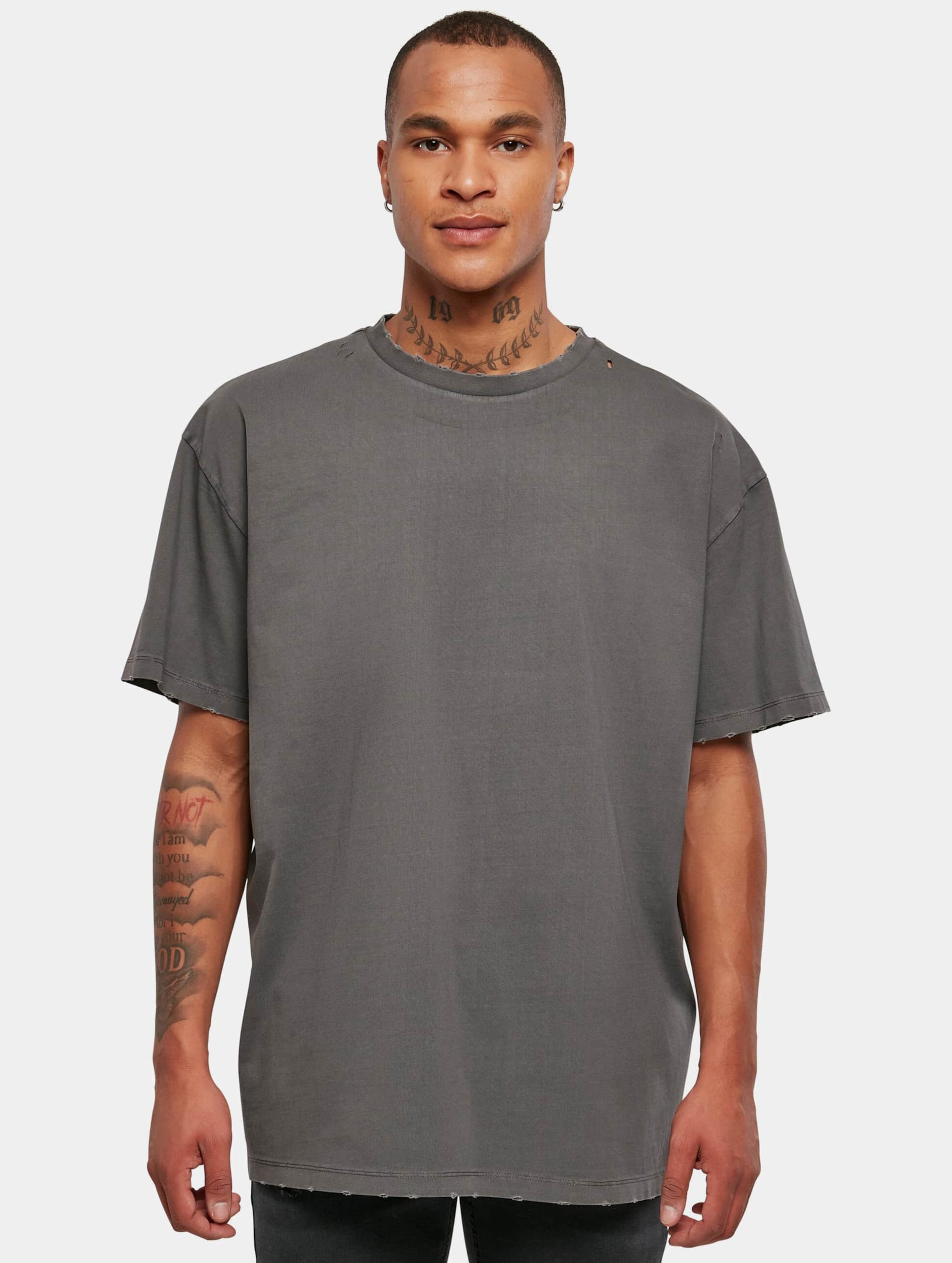 Distressed store oversized tee