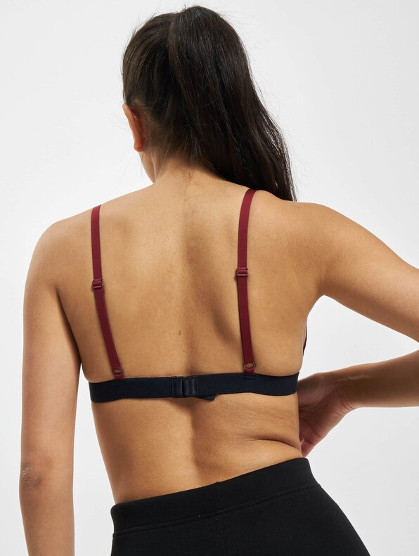Unlined Lace Triangle-1