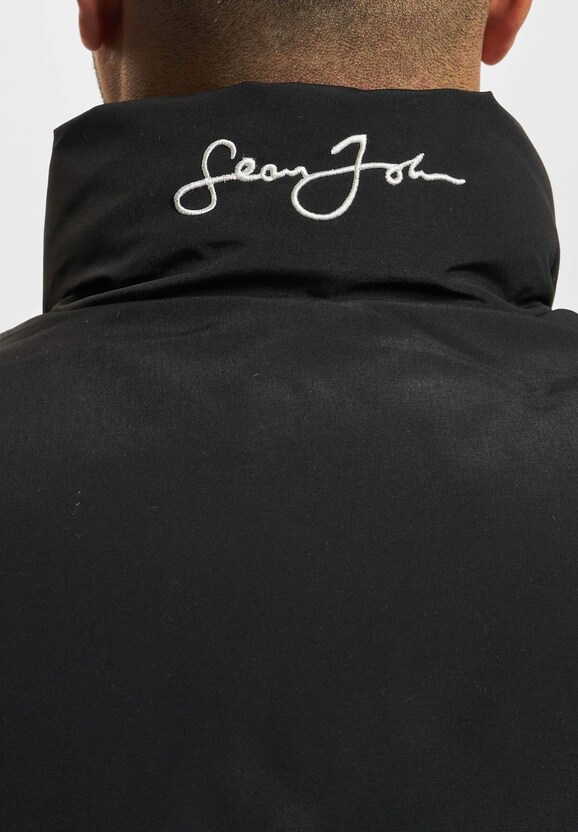 JM224-007-02 Script Logo Short Puffer Vest-6