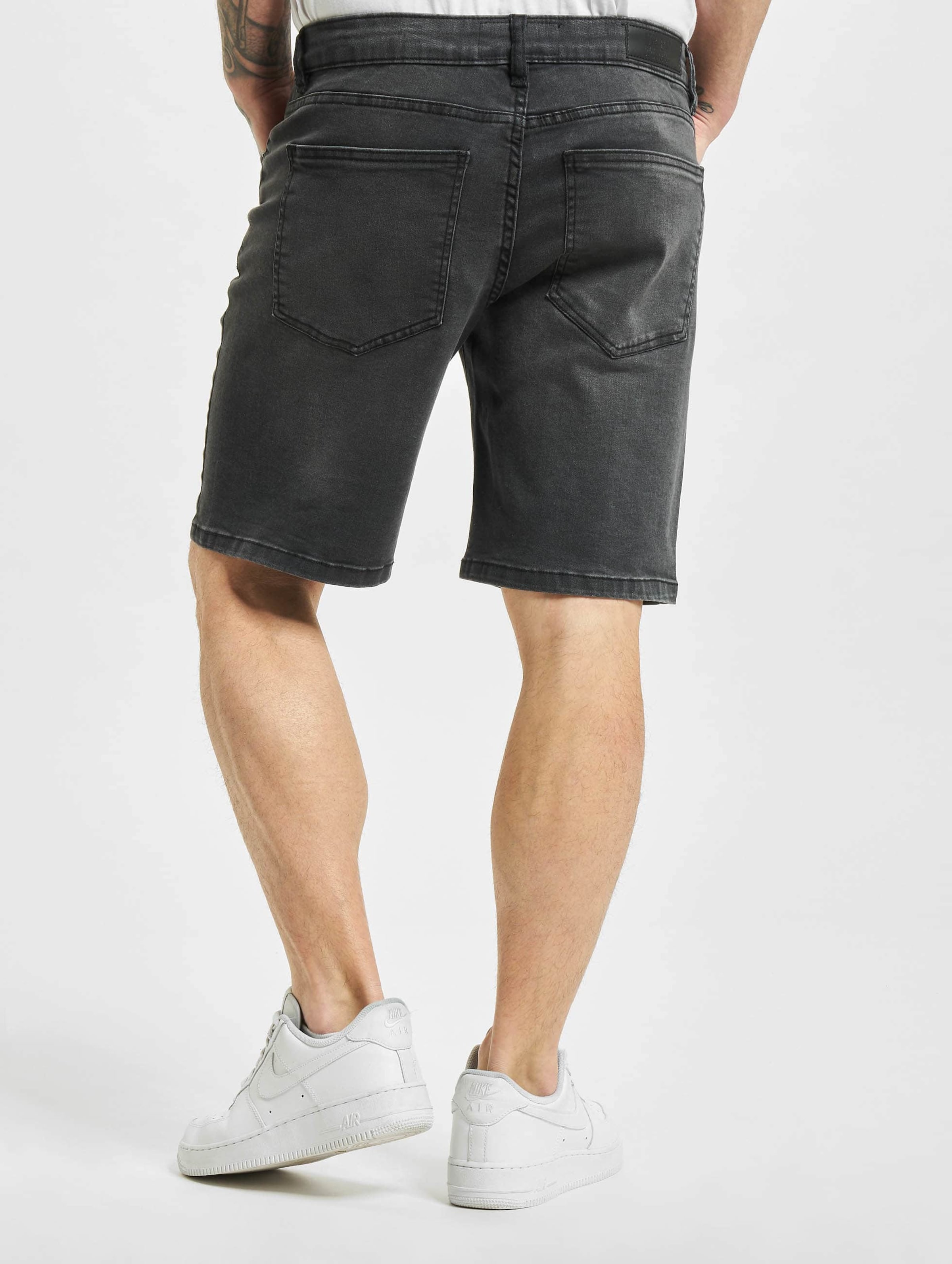 Mens loose fit deals jean shorts