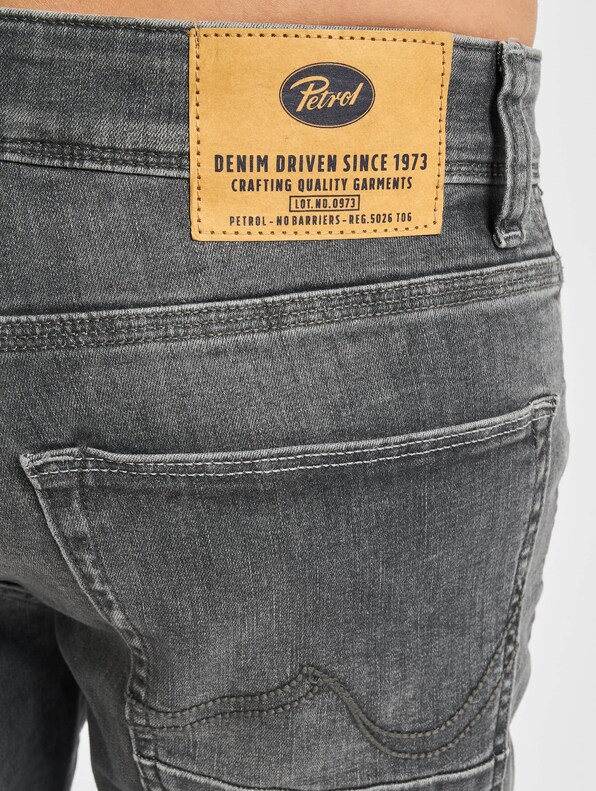 Denim Tapered Regular Straight Fit-3