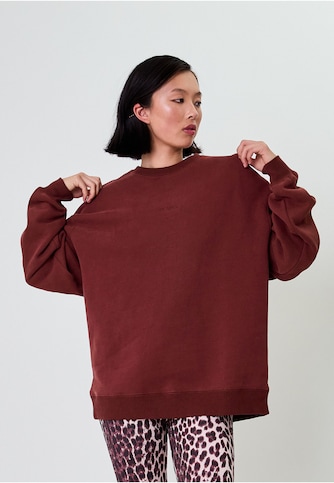 Oversized Sweater Muse